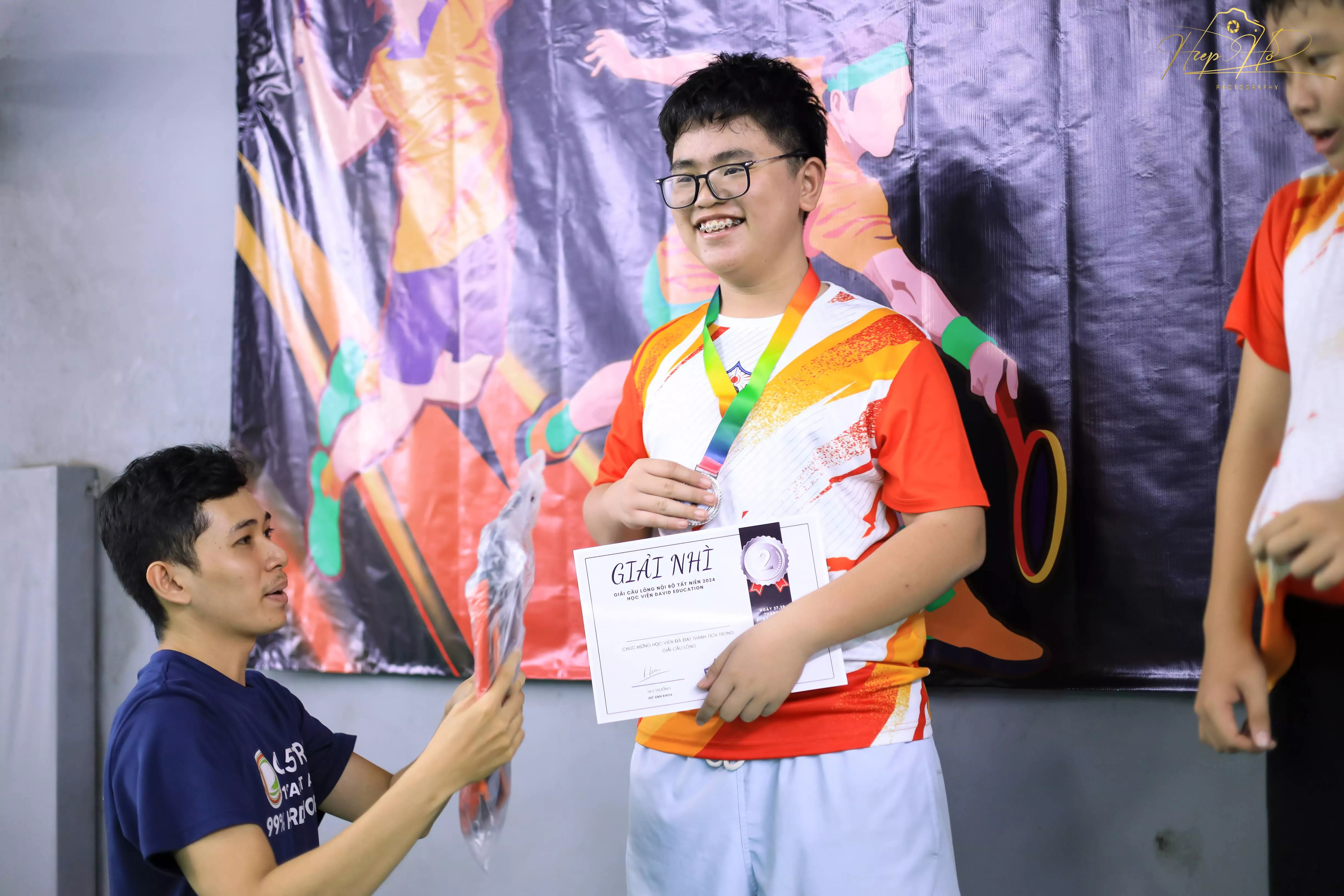 Kỹ thuật phát cầu cơ bản
